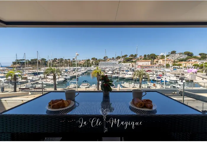 Magnifique Appartement Sur Le Port De Carry Le Rouet