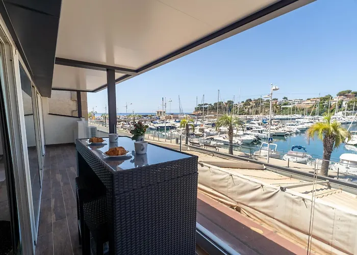 Magnifique Appartement Sur Le Port De Carry Le Rouet