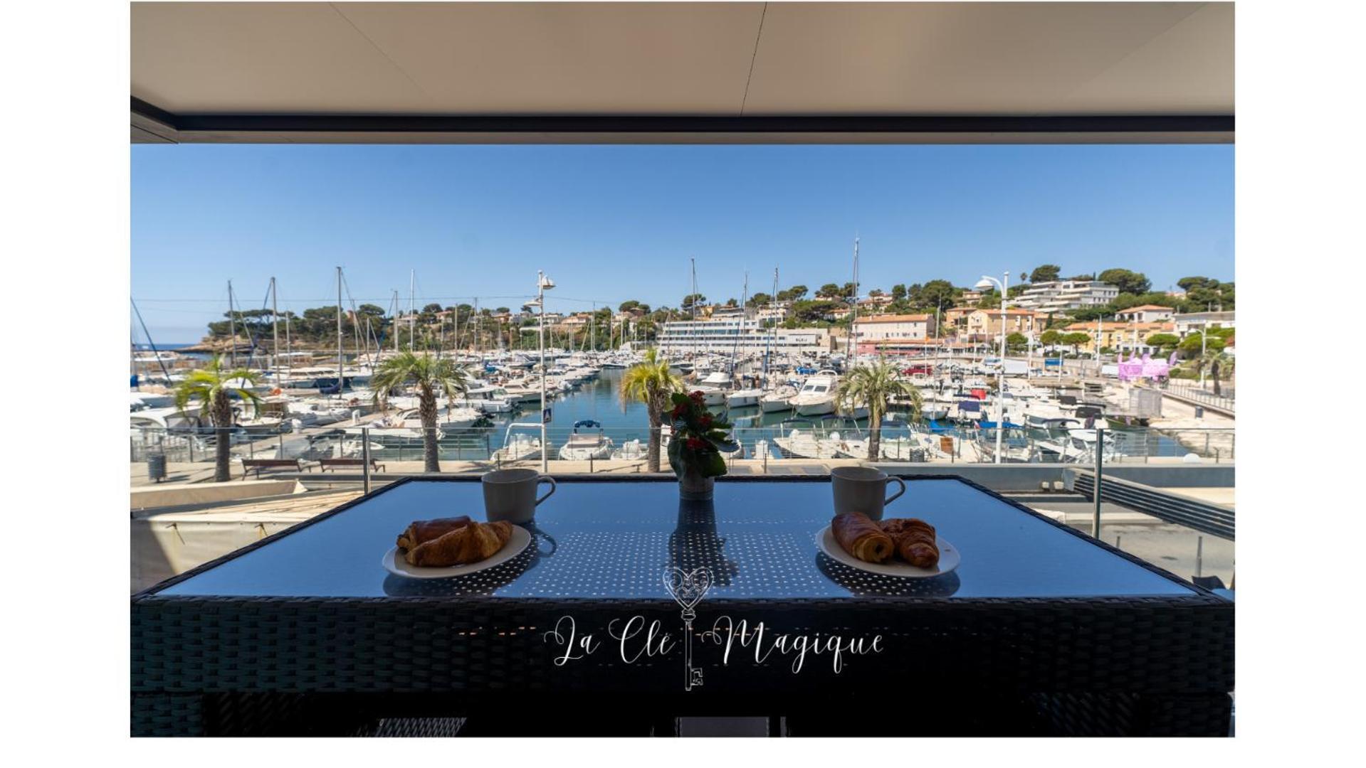 Magnifique Sur Le Port De Le Rouet