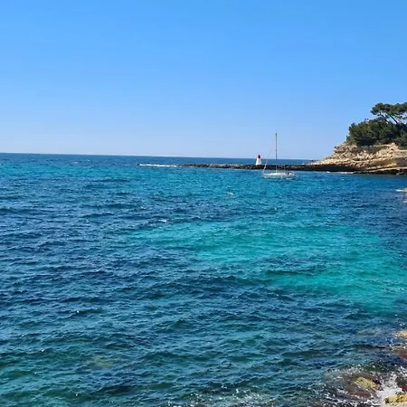 Magnifique Appartement Sur Le Port De Carry Le Rouet Exterior photo