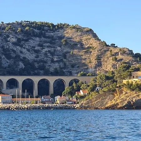 Magnifique Appartement Sur Le Port De Carry Le Rouet Exterior photo