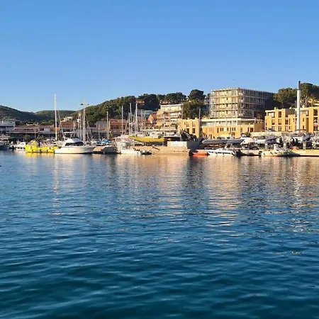 Magnifique Appartement Sur Le Port De Carry Le Rouet Exterior photo